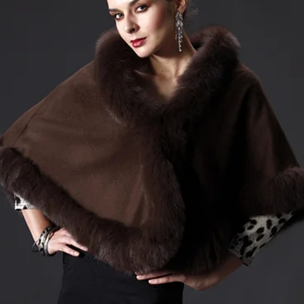 NWT Cashmere Stole with Fox Fur Trim Brown
